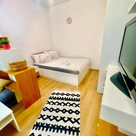 Apartamento In *